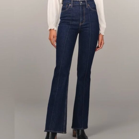 NWOT Abercrombie & Fitch Vintage High Rise Flare Jeans (4R) - Picture 1 of 8